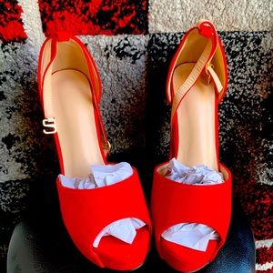 Red Suede Toe Ankle Strap Heels, size:6.5 Brand New❤️